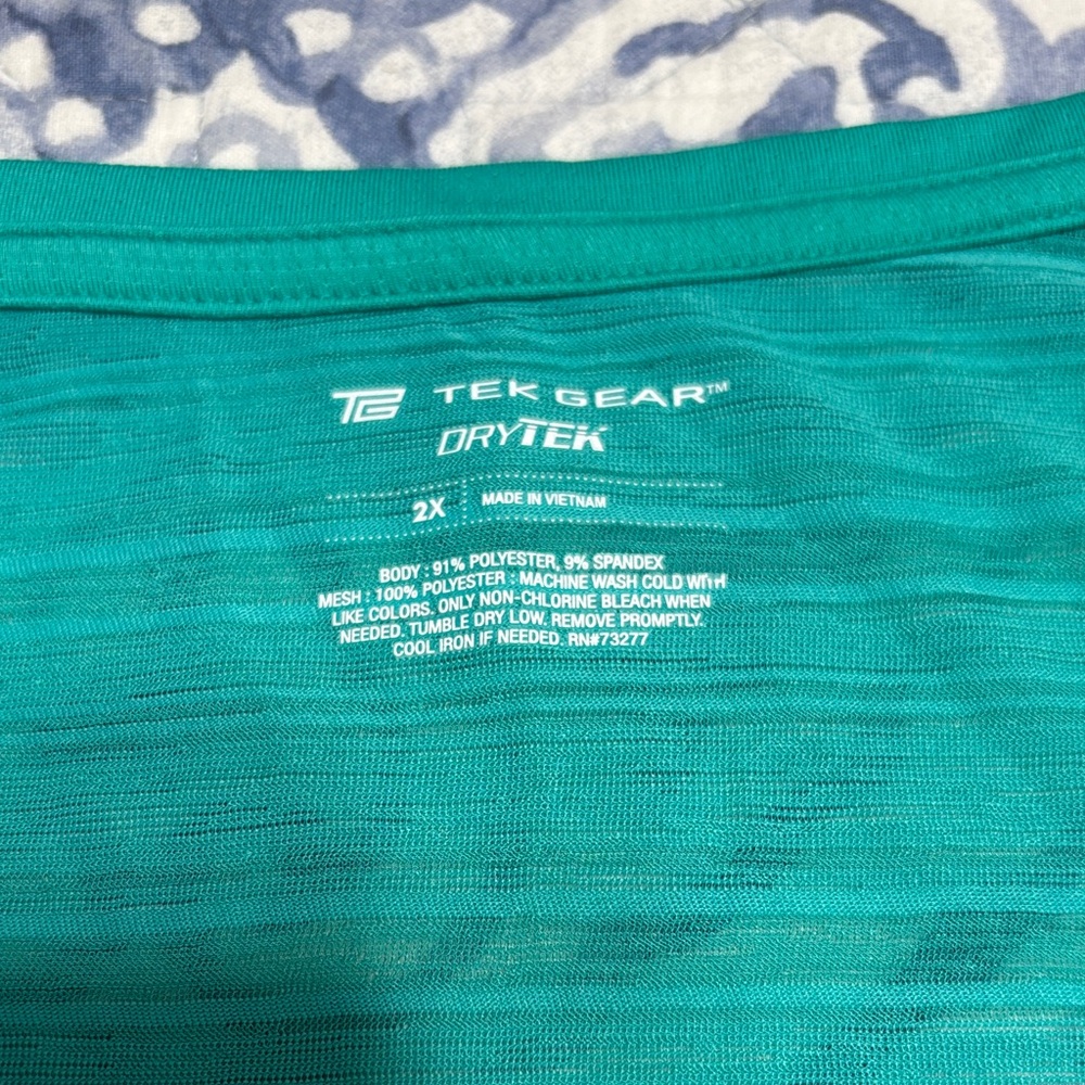 Tek Gear Short Sleeve Tee - Picture 2 of 7
